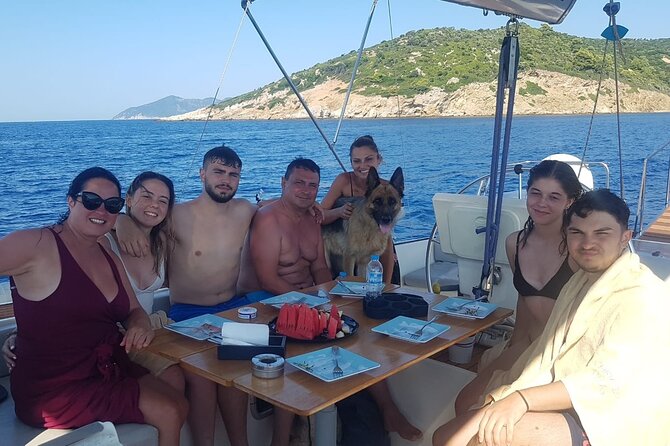 Day sailing Skiathos Skopelos with lunch on Rainbow yacht - Lunch cooked on board: Greek spirit kitchen and drinks that keep you comfortable