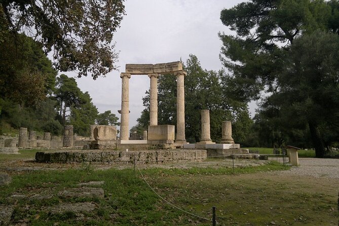 Day tour to Ancient Olympia,Ancient Sparta Mycenae Including Meal - Stop 5, Corinth Canal: quick, and oddly satisfying