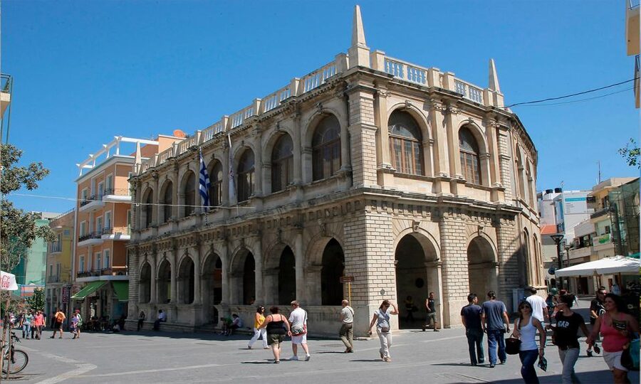 Day Trip To Heraklion City Center & Market & CretAquarium - Practical Tips That Make the Whole Day Easier