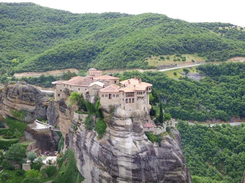 Delphi and Meteora: 2-Day Bus Tour from Athens - Should You Book This Delphi and Meteora 2-Day Bus Tour?
