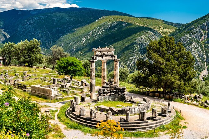 Delphi and Thermopylae Full Day Experience - What this full-day Delphi and Thermopylae tour is really like
