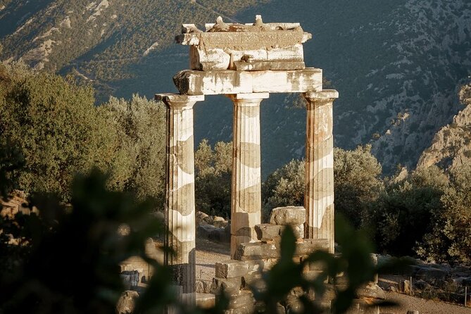 Delphi and Thermopylae Full Day Experience - Thermopyles Hot Springs: Hot Gates and myth fuel