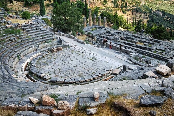 Delphi and Thermopylae Full Day Experience - Delphi Archaeological Museum: the artifacts that make ruins click