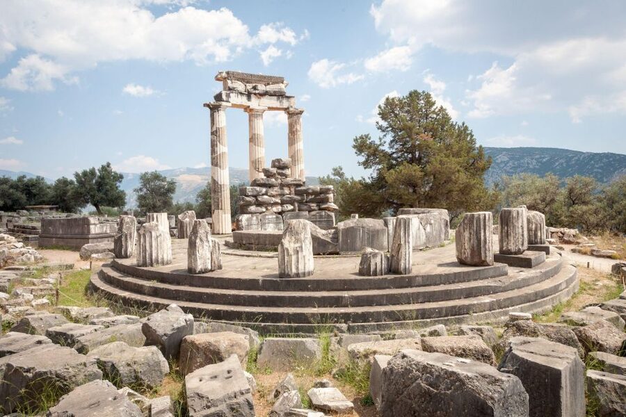 Delphi Small-Group Day Trip From Athens - Why Delphi Feels Like the Ancient World’s Center of Gravity