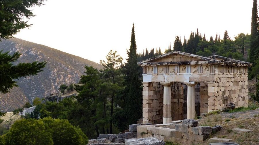 Delphi: Spanish guided one day tour - Key highlights to expect
