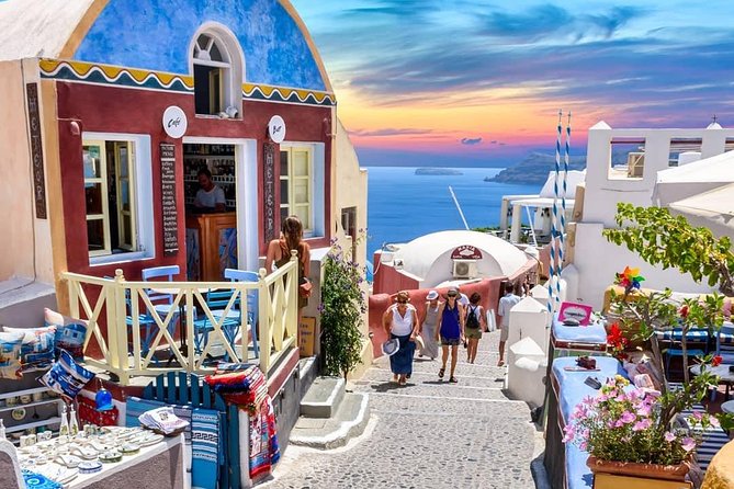 Discover Santorini in a Day- Private Tour 6 hours - Oia first: how to get the iconic caldera views without rushing