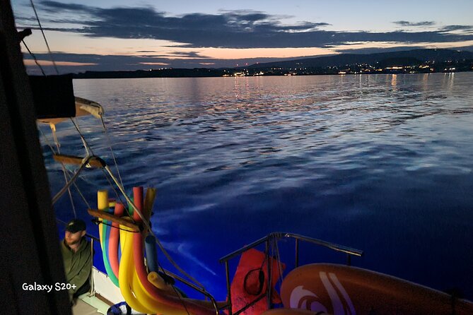 Dreamy Cruise sunset tour with dinner and unlimited wine! - A 6:30 pm sunset plan that actually gives you time
