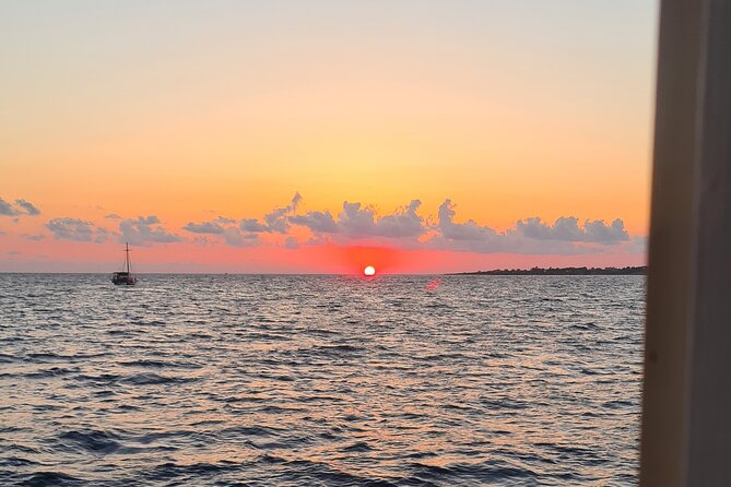 Dreamy Cruise sunset tour with dinner and unlimited wine! - Where you board: Dreamy Cruises in Argostoli