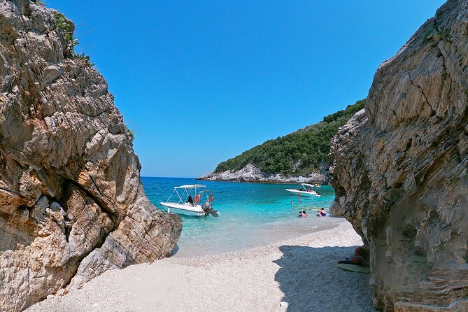 East Pelion Mini Boat Tour - Snorkeling gear is included, but bring the basics