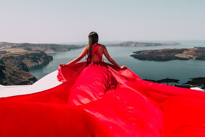 Exclusive Santorini Flying Dress Photoshoot with Pickup - Value check: is $169.38 for 90 minutes a good deal?