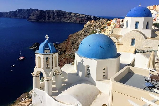 Experience Santorini: Wine Tasting Small Group Tour - Stop 1: Estate Argyros and the Assyrtico-Driven Pour