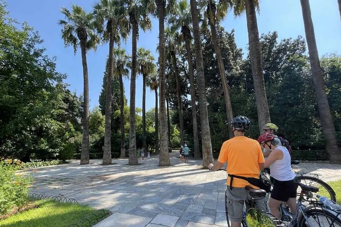 Explore Athens Historical Centre by Bike - A bike loop that strings Athens together
