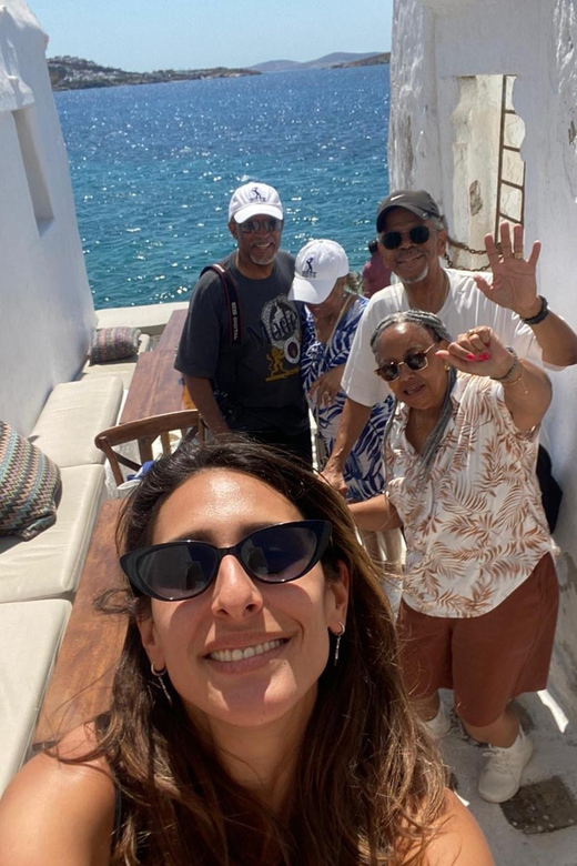 Feel like a local - Walking Tour in Mykonos Town 2hours - Guides and pace, why the best part is often the person holding the group together
