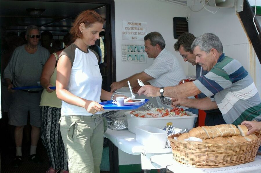 From Ag. Nikolaos: Spinalonga & Kolokytha Cruise with Lunch - Leaving Agios Nikolaos: Why This Day Works So Well