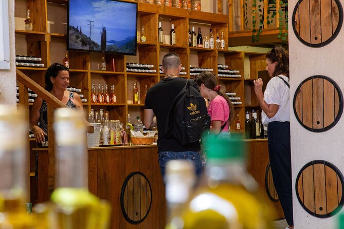 From Argostoli – Highlights of Kefalonia & Local Delights - Guides who keep the day running, and why it matters