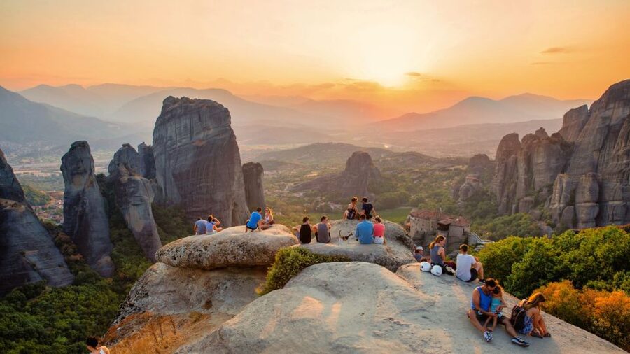 From Athens: 3 Days in Meteora & Delphi with Tours & Hotel - Logistics that matter more than they sound