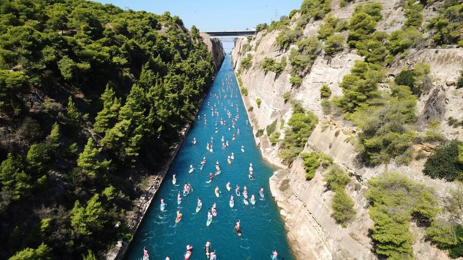 From Athens: Ancient Corinth Day Trip with Canal & VR Guide - Corinth Canal in 45 minutes: massive engineering, easy photo rhythm