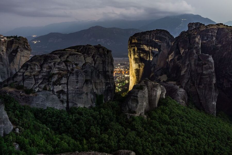 From Athens: Delphi and Meteora 2-Day Tour with Hotel - Delphi: Temple of Apollo, the Oracle legend, and the museum question