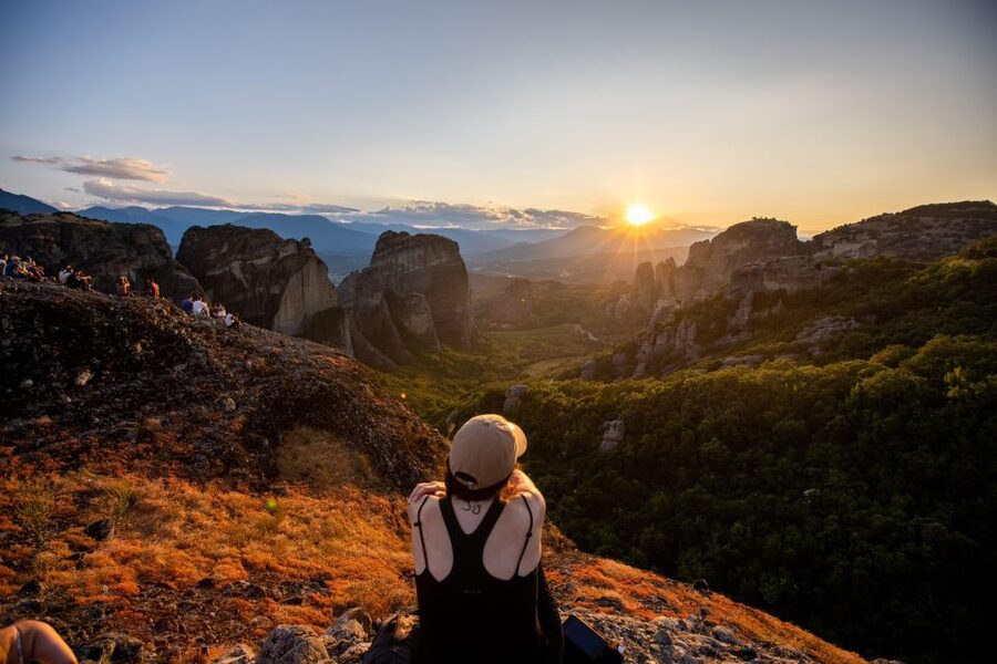 From Athens: Explore Ancient Greece 4-Day Tour - Guides, Pace, and Why Commentary Matters More Than You Think