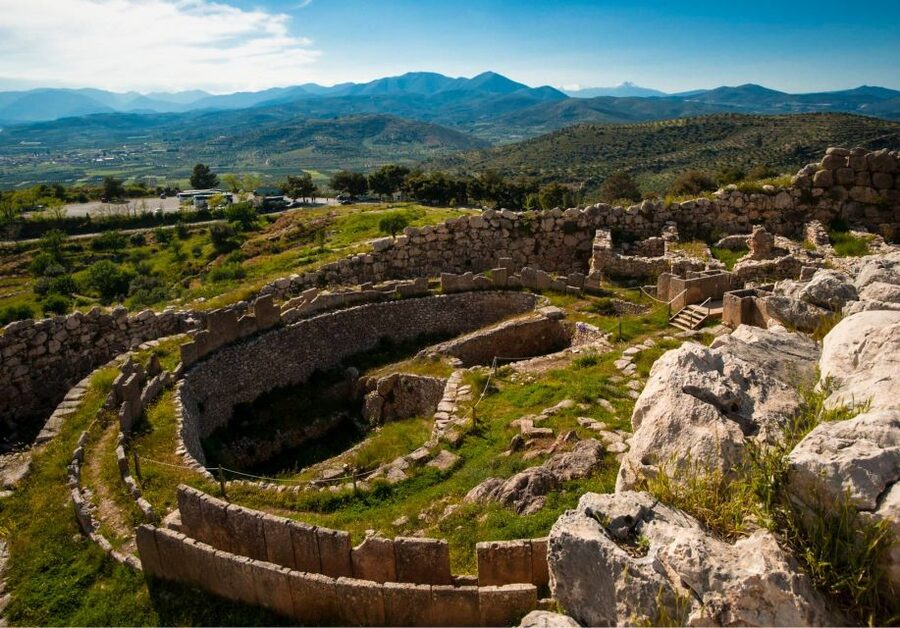From Athens: Mycenae, Epidaurus & Nafplio Full-Day Tour - Tomb of Agamemnon: the short guided stop you should not rush