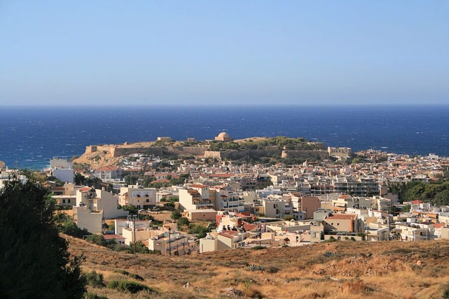 From Chania: Knossos Palace and Heraklion Full-Day Tour - Rethymno Old Town Stop: Short, Sweet, and Venetian-Era Worth It