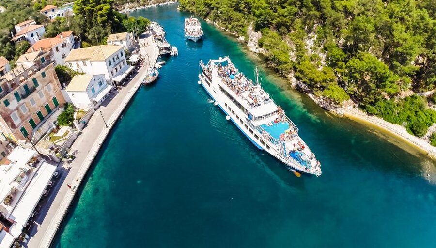 From Corfu: Day Cruise to Paxos, Antipaxos, and Blue Caves - Onboard energy and guiding style: what makes the tour feel well run