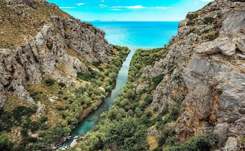 From Herakleion: Day Trip to Preveli Beach and Kourtaliotiko - Preveli Beach at 10:45: Swimming, Shade, and The Stone of Lovers