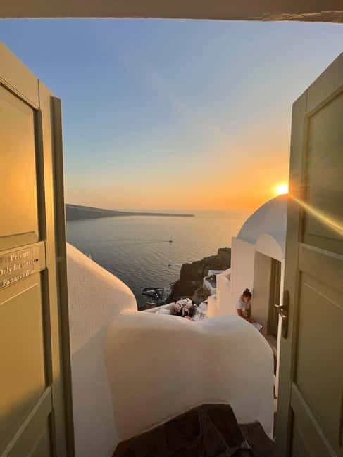 From Heraklion: Santorini Full-Day Tour by Boat - Guides and the Akrotiri add-on: when the day gets better than planned