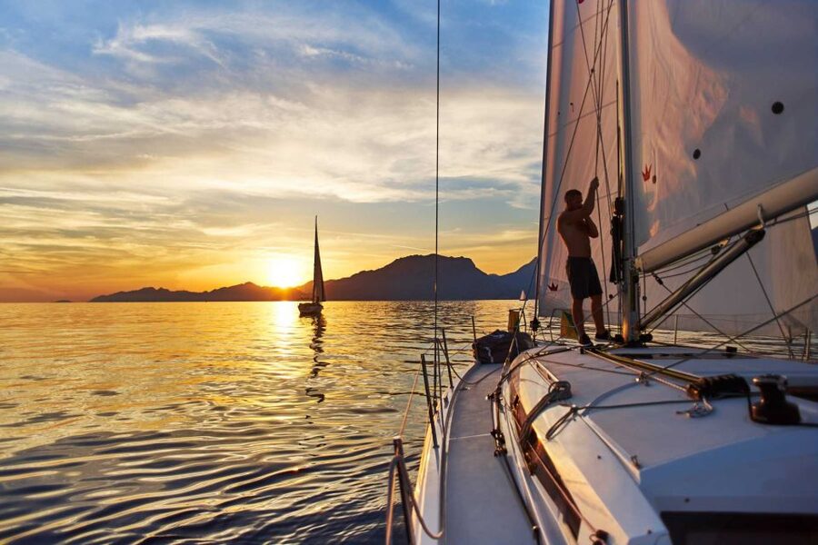 From Heraklion: Sunset Cruise to Dia Island - Where you meet at Cafe Marina, Old Port (and what to do before you go)