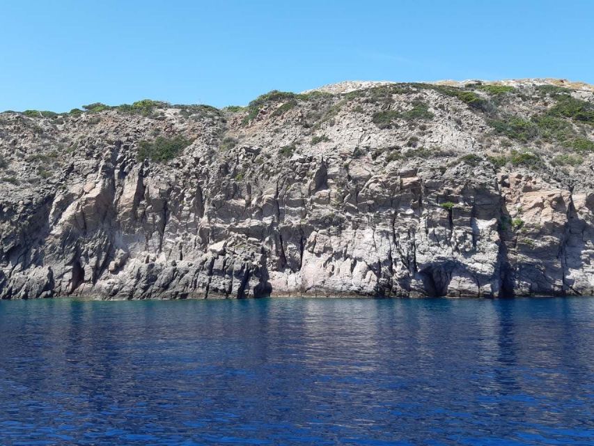 From Kardamena: Nisyros, St.Antonios & Yali Islands Cruise - Lunch on Board: Souvlaki, Salad, Bread, and Vegetarian Choices
