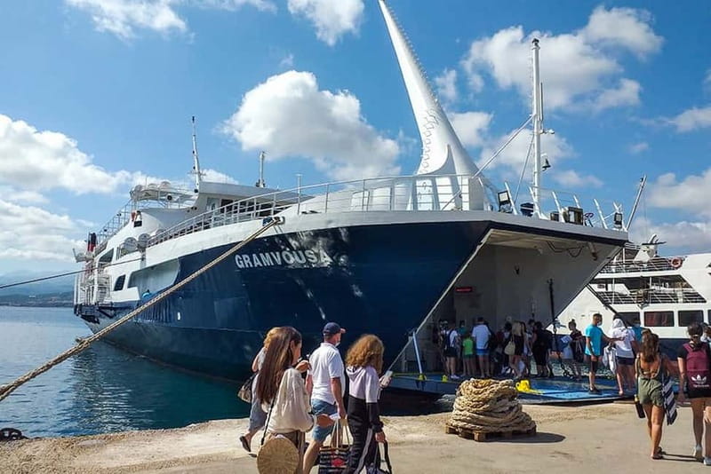 From Kissamos Port: Boat Cruise to Balos Lagoon & Gramvousa - Balos Lagoon Dock Reality: Offshore Drop-Off and Rocky Edges