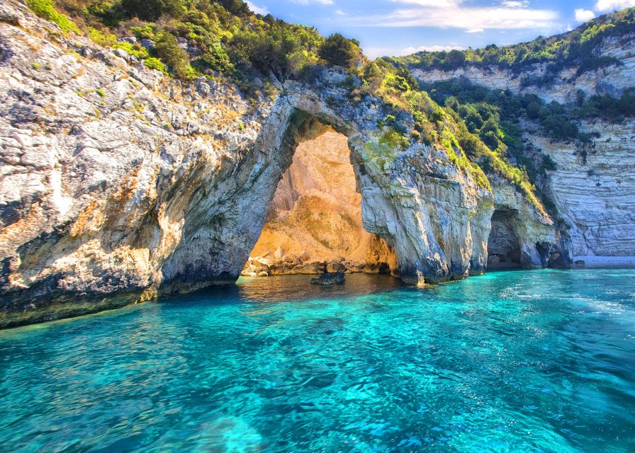 From Lefkimmi: Paxos, Antipaxos & Blue Caves Boat Tour - Who this tour suits best (and who should look elsewhere)