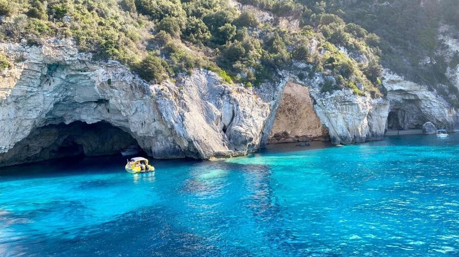 From Lefkimmi: Paxos, Antipaxos & Blue Caves Speedboat Tour - Simple packing checklist that actually helps