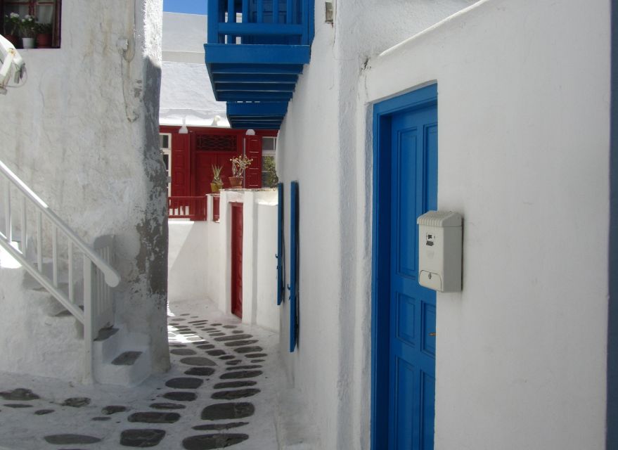 From Paros: Day Trip to Mykonos - Arriving in Mykonos Town: where the best wandering starts