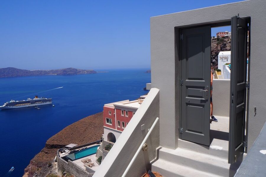 From Paros: Santorini Full-Day Boat Trip - From Paros to Athinios Port: the sea crossing that sets the tone