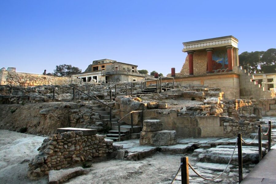 From Rethymno: Knossos Palace and Heraklion Guided Tour - Price and Logistics: Is It Worth $35 Plus Entry Fees?