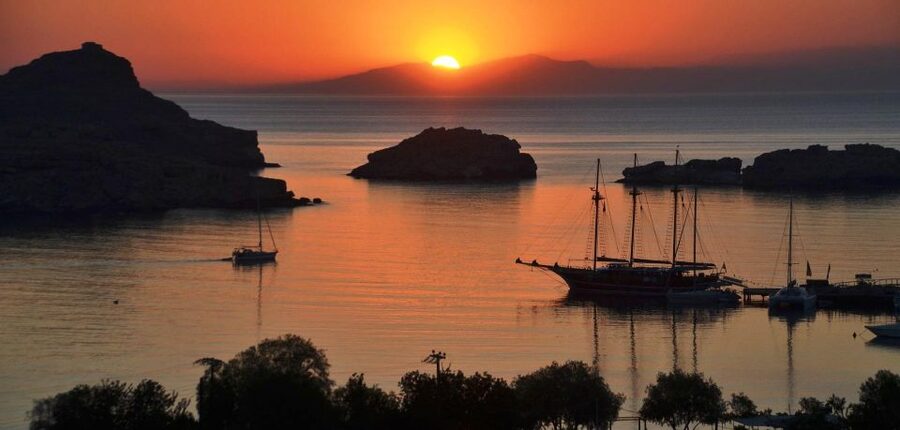 From Rhodes City: Evening Bus Trip To Lindos - Practical tips for this evening trip (so your day stays smooth)