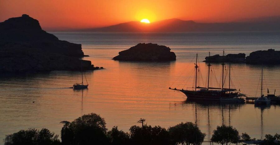 From Rhodes City: Evening Bus Trip To Lindos - The 1-hour coach ride and the Lindos route photo stop
