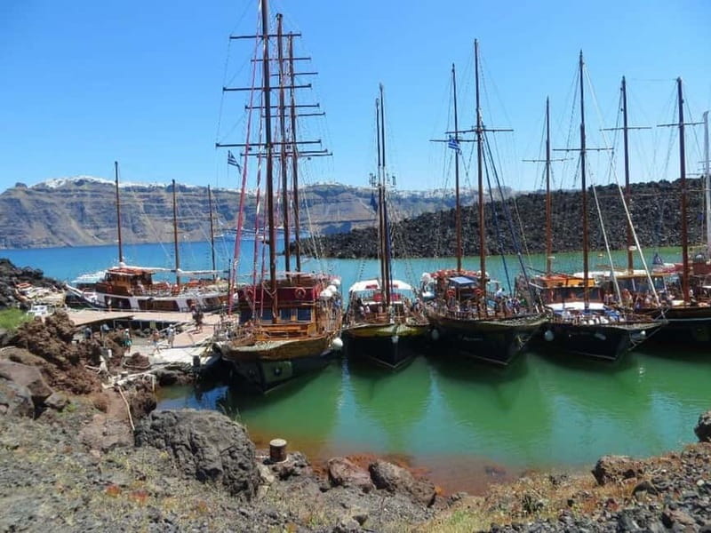 From Santorini: Volcano Cruise With Oia Sunset - Gear and Safety Tips That Actually Help on This Route