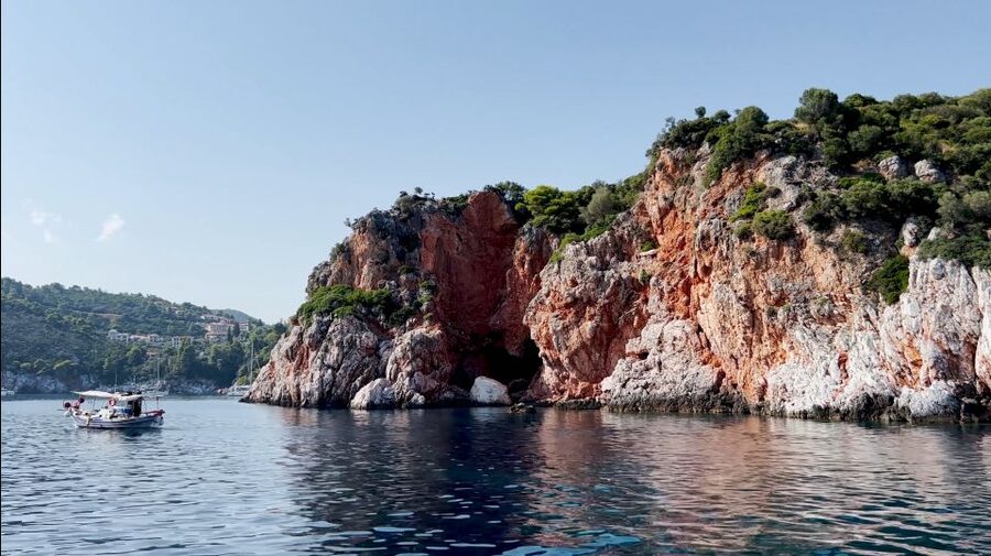 From Skiathos: Skopelos and Alonissos Boat Trip with Stops - Lunch on Your Own: How to Avoid the Rushed Feeling