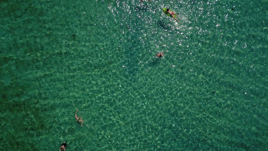 From Thessaloniki: Halkidiki Blue Lagoon Cruise with Lunch - Cruise Day Setup: English Guide, Plus Audio in Many Languages