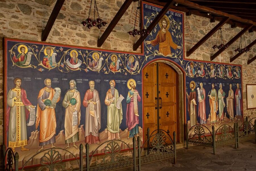 From Thessaloniki: Train Trip to Meteora & Monastery Tour - Meet your guide in Kalambaka, then go by luxury mini-bus