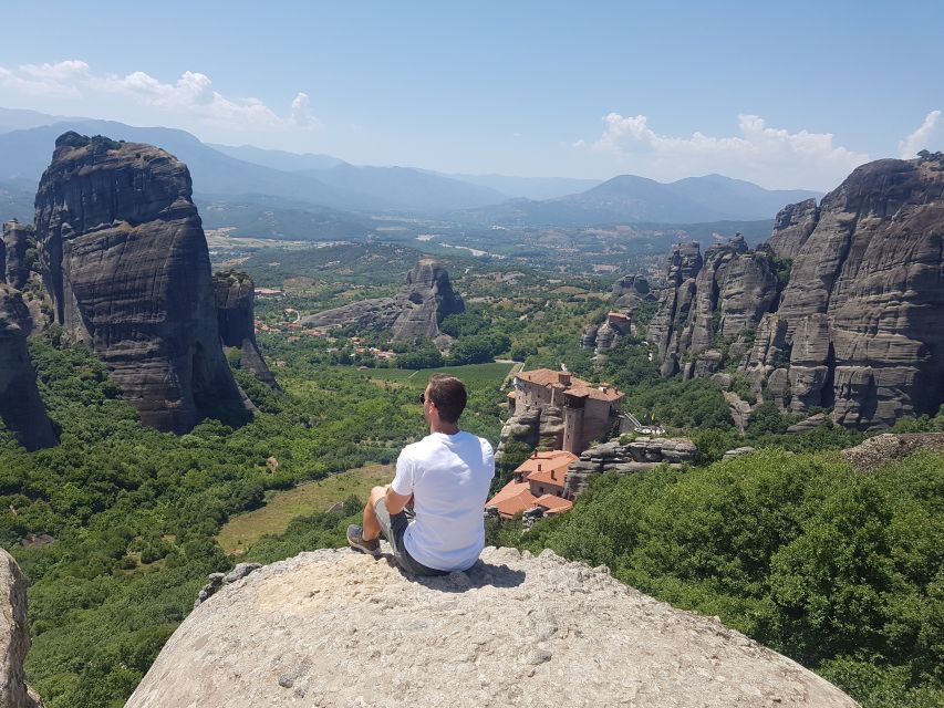 From Thessaloniki: Train Trip to Meteora & Monastery Tour - Dress code, stairs, and packing tips that keep the day smooth