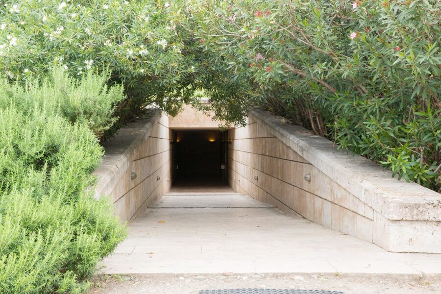 From Thessaloniki: Vergina & Veria Half-Day Tour - New Museum of Aigai: The Modern Home for Ancient Finds
