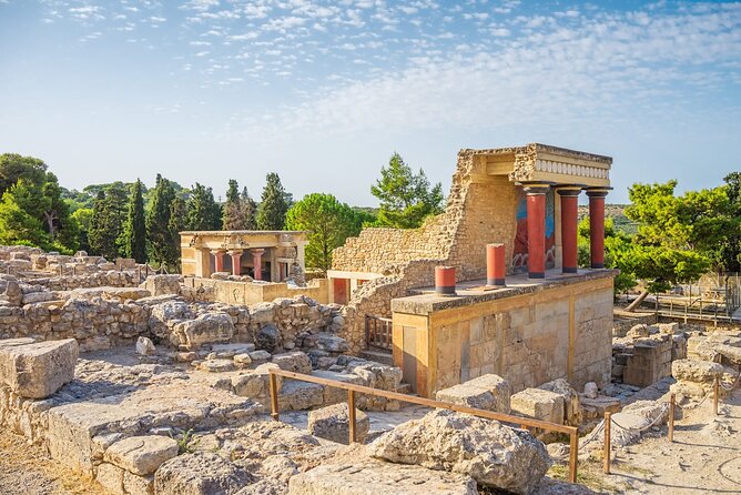 Full-Day Knossos and Heraklion Tour from Chania and Rethymno - Knossos Palace: the Labyrinth in Real Life, With Helpful Audio