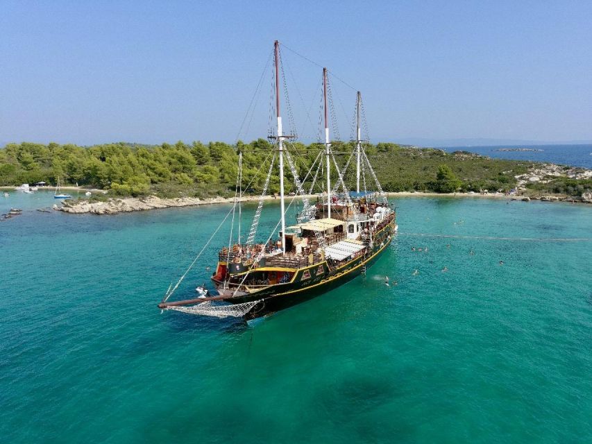 Halkidiki: Blue Lagoon Cruise on a Pirate's Boat - Diasporos Island cruise views, plus a Robinson-style pause