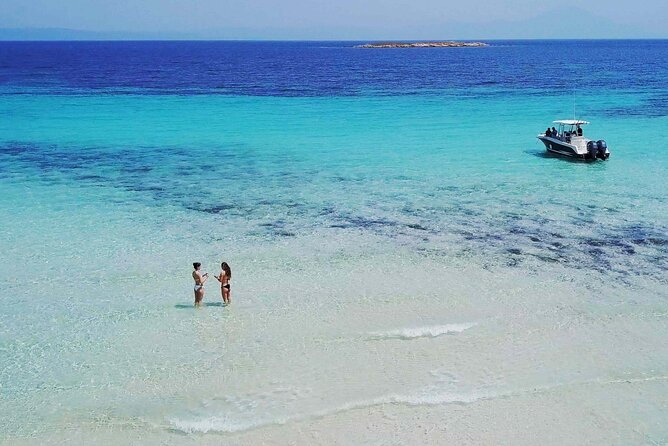 Halkidiki: Vourvourou 4hr Refreshment Cruise - Crew training, app-style navigation, and why service shows up