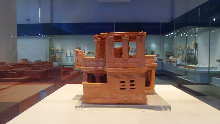 Heraklion Archaeological Museum Ticket & Audio Guide - Who should book this, and who should skip it