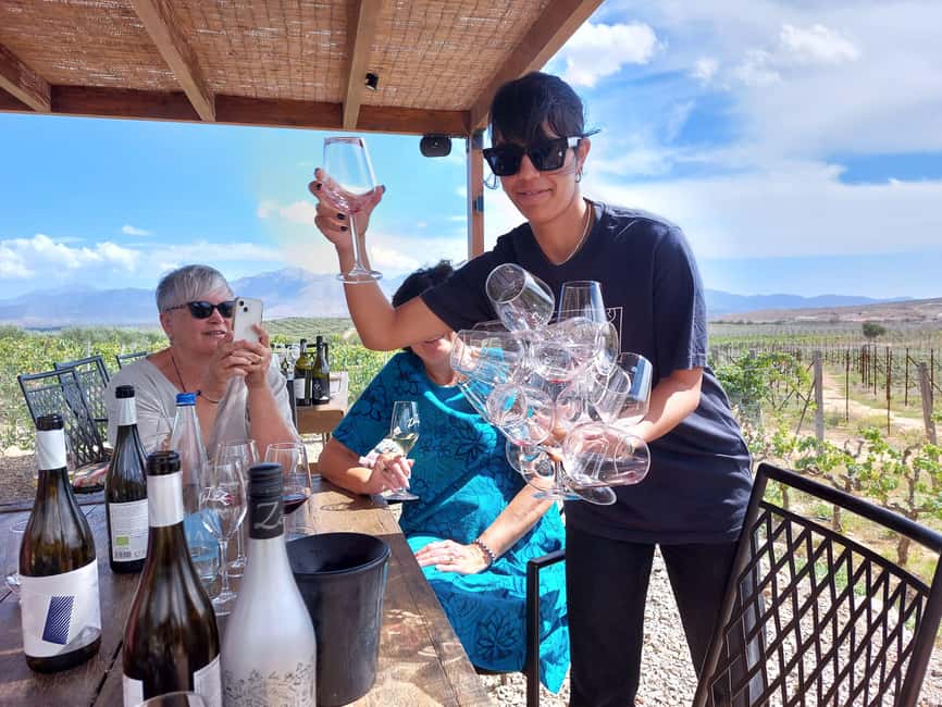 Heraklion: Cretan Wine Tasting Tour & Gourmet Lunch - The guide makes the difference: journalist-turned-chef style wine talk in English and French