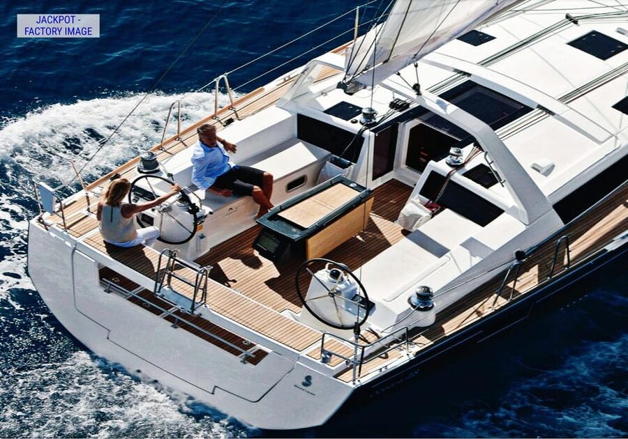 Heraklion: Dia Island Luxury Sailing Trip with Meal & Drinks - Should you book this Dia Island Luxury Sailing Trip with Meal and Drinks?
